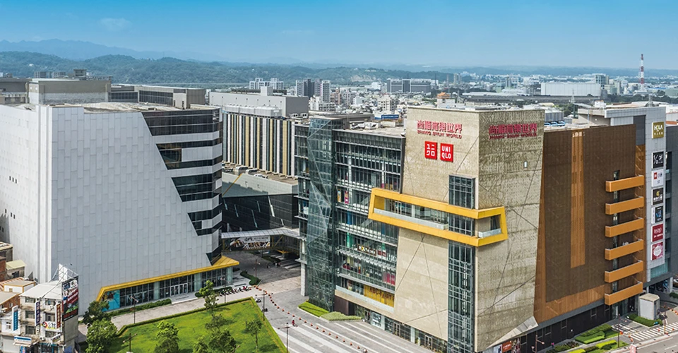 尚順育樂世界：當百貨、育樂與飯店共構同一條會員旅程，集團化經營的底層邏輯如何成形